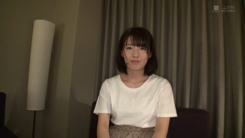 小泉ひなた　AV debut (1)